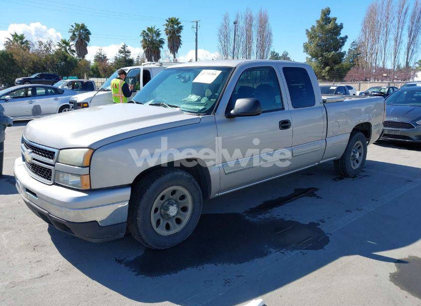 Photo 2 of 2006 Chevrolet Silverado 1500 LT1 (VIN 1GCEC19V96Z286808)