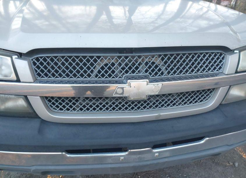 Photo 6 of 2005 Chevrolet Silverado 1500 LS (VIN 1GCEC19VX5Z210495)