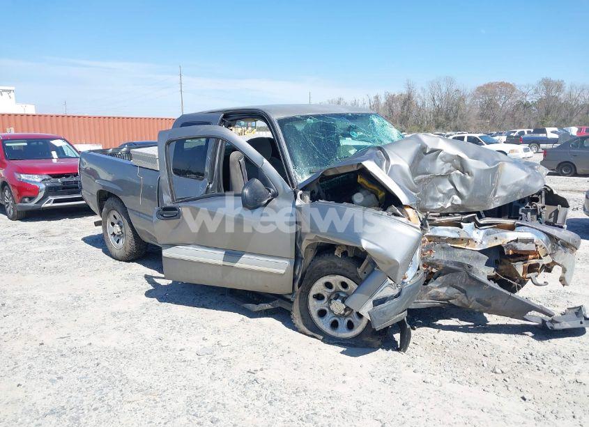 2007 Chevrolet Silverado 1500 CLASSIC LT1 (VIN 1GCEC19VX7Z118015) main photo