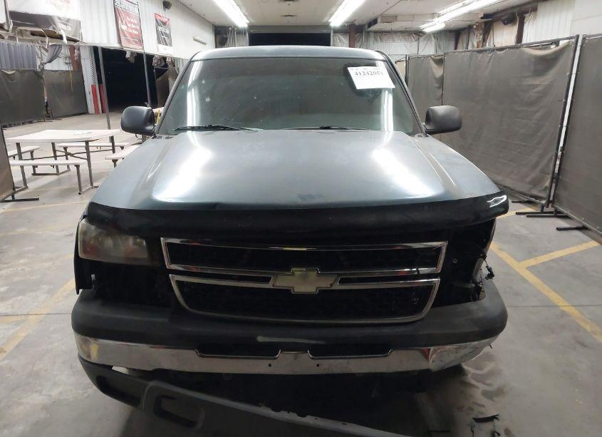 Photo 12 of 2007 Chevrolet Silverado 1500 CLASSIC WORK TRUCK (VIN 1GCEC19VX7Z199842)