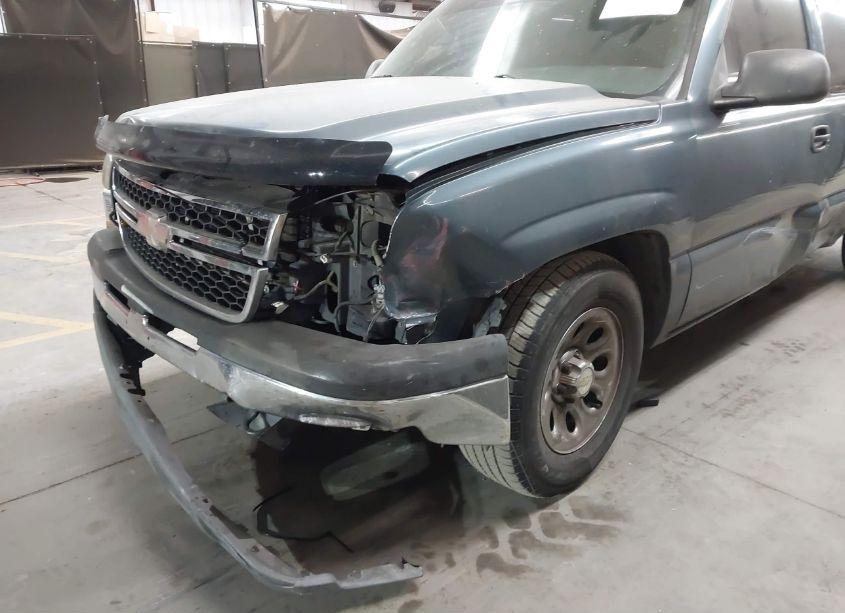 Photo 6 of 2007 Chevrolet Silverado 1500 CLASSIC WORK TRUCK (VIN 1GCEC19VX7Z199842)