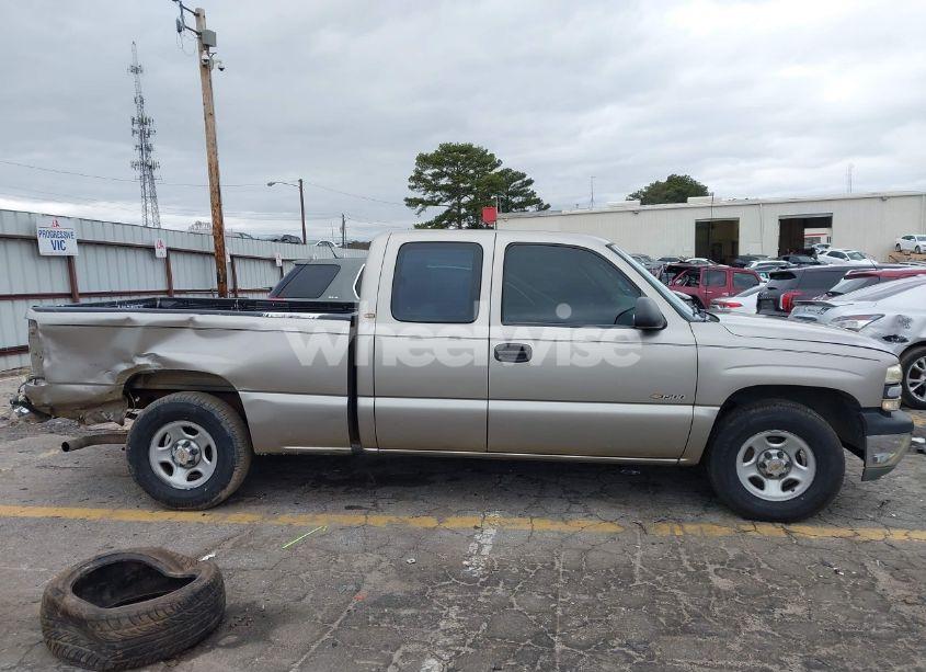 Photo 13 of 2002 Chevrolet Silverado 1500 (VIN 1GCEC19W12Z120303)