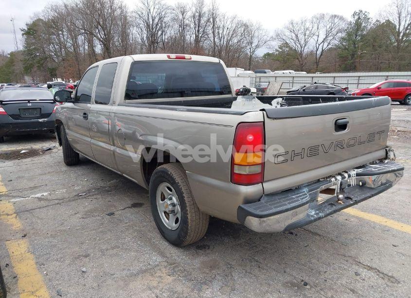 Photo 3 of 2002 Chevrolet Silverado 1500 (VIN 1GCEC19W12Z120303)