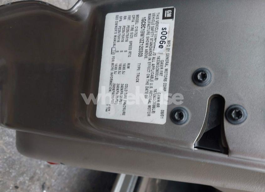 Photo 9 of 2002 Chevrolet Silverado 1500 (VIN 1GCEC19W12Z120303)