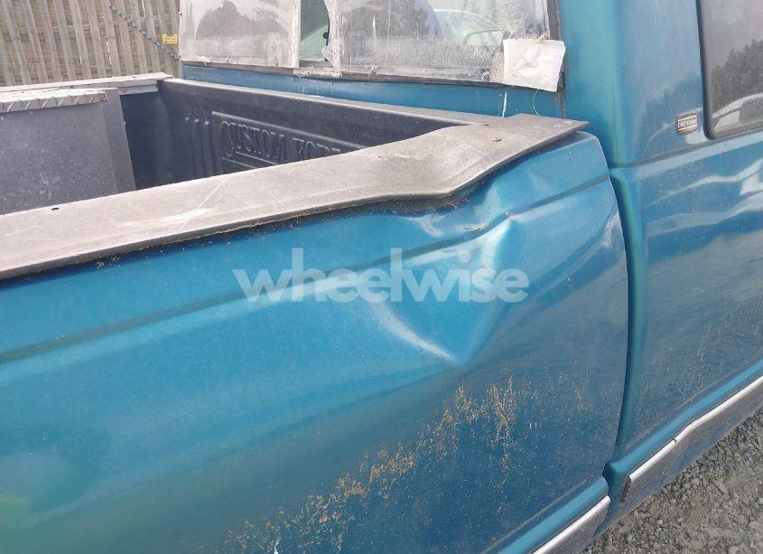 Photo 6 of 1997 Chevrolet C1500 FLEETSIDE (VIN 1GCEC19W1VE263148)