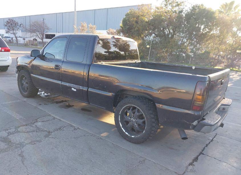 Photo 3 of 2001 Chevrolet Silverado 1500 (VIN 1GCEC19W31Z199892)
