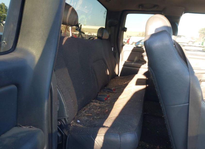 Photo 8 of 2001 Chevrolet Silverado 1500 (VIN 1GCEC19W31Z199892)