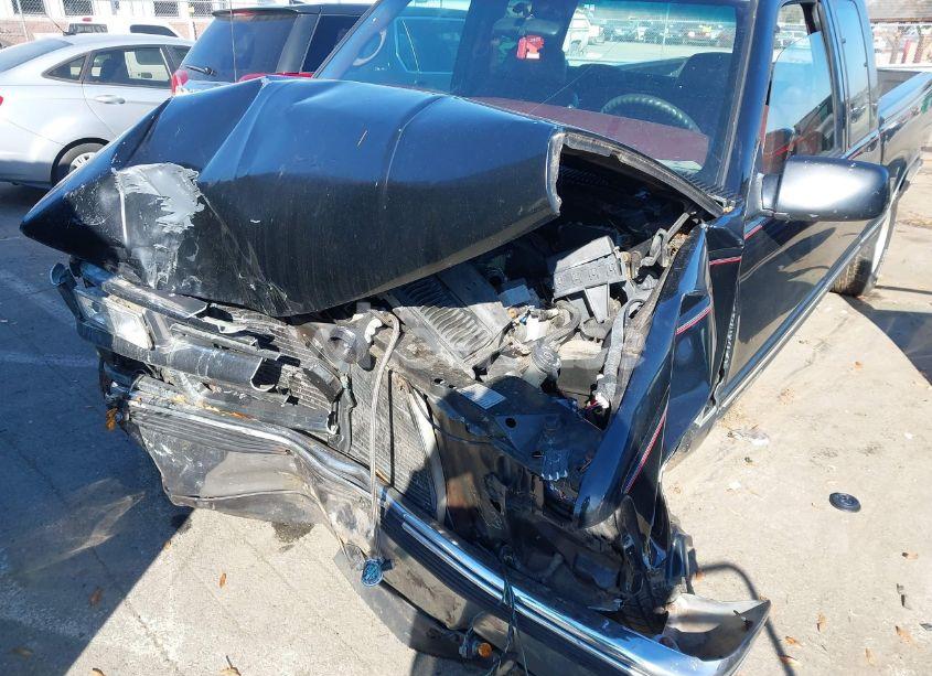 Photo 6 of 1997 Chevrolet C1500 FLEETSIDE (VIN 1GCEC19W8VE210057)