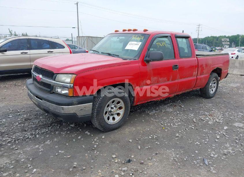Photo 2 of 2005 Chevrolet Silverado 1500 WORK TRUCK (VIN 1GCEC19X05Z139180)