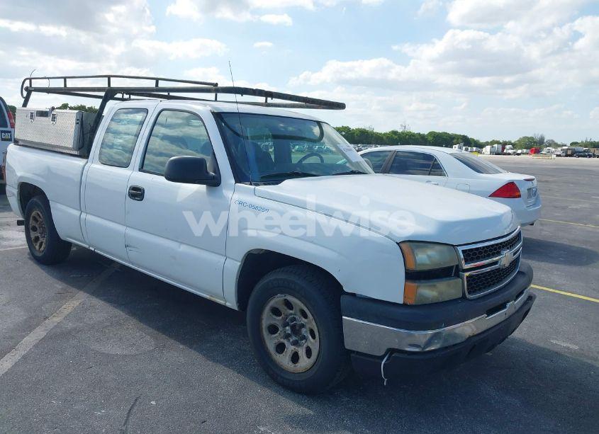2006 Chevrolet Silverado 1500 WORK TRUCK (VIN 1GCEC19X06Z121523) main photo