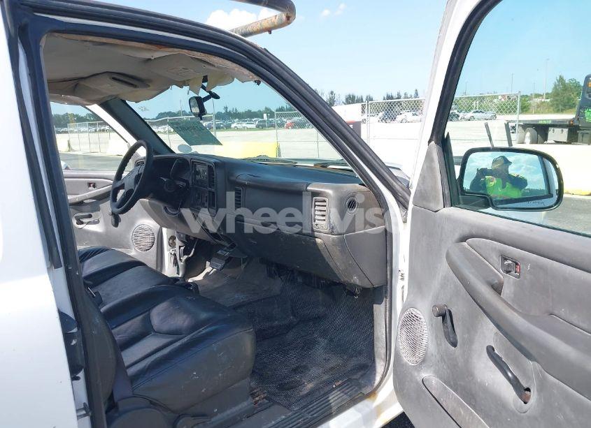 Photo 5 of 2006 Chevrolet Silverado 1500 WORK TRUCK (VIN 1GCEC19X06Z121523)