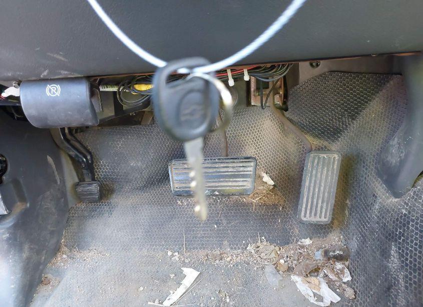 Photo 11 of 2004 Chevrolet Silverado 1500 WORK TRUCK (VIN 1GCEC19X14Z174423)