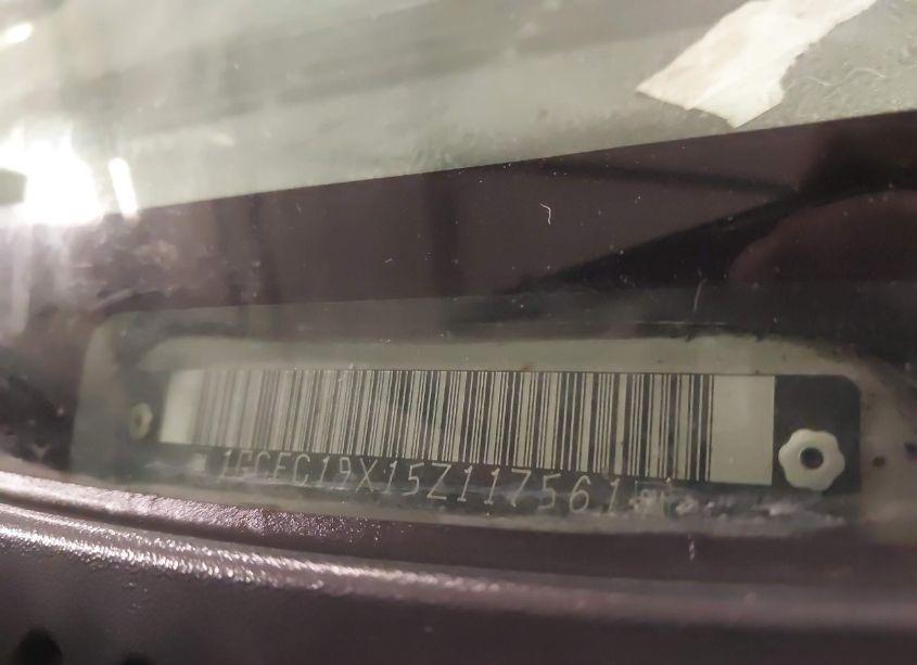 Photo 9 of 2005 Chevrolet Silverado 1500 (VIN 1GCEC19X15Z117561)