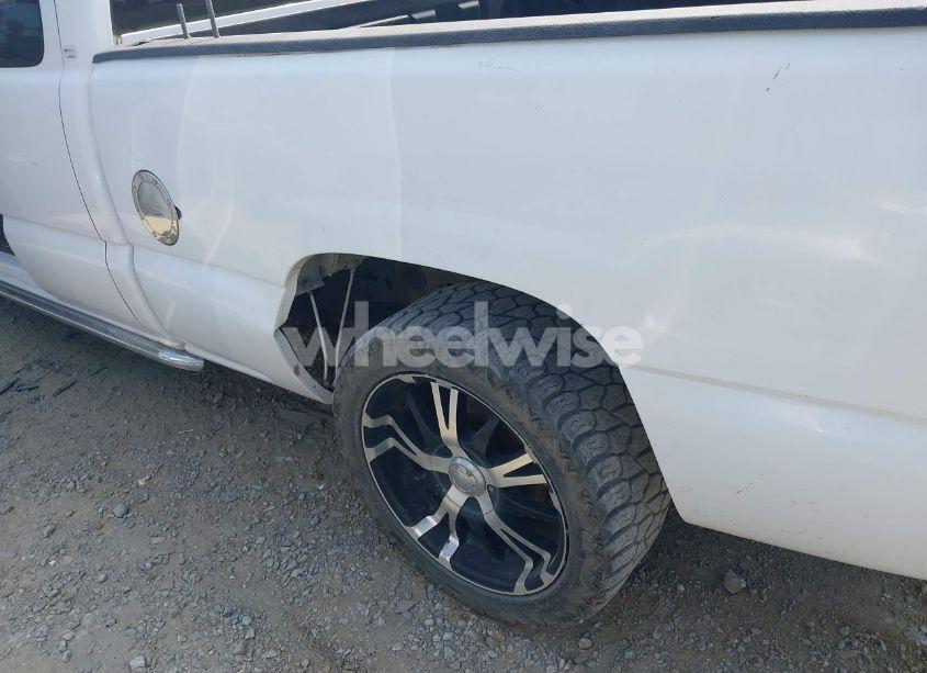 Photo 6 of 2005 Chevrolet Silverado 1500 WORK TRUCK (VIN 1GCEC19X15Z261398)