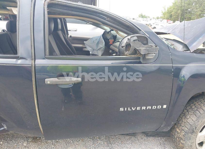 Photo 5 of 2008 Chevrolet Silverado 1500 WORK TRUCK (VIN 1GCEC19X18Z125924)