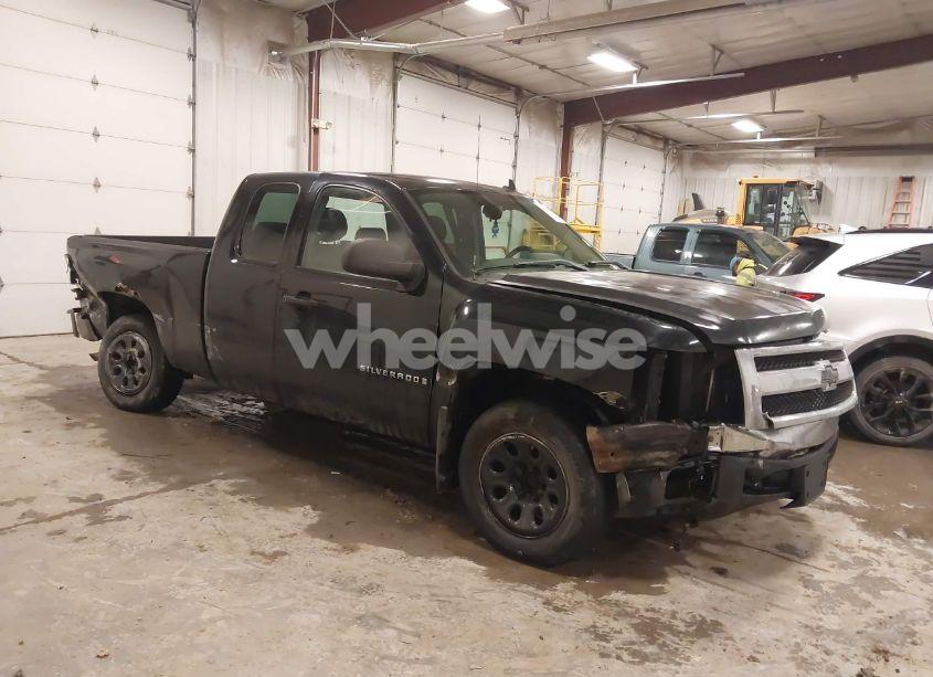 2008 Chevrolet Silverado 1500 WORK TRUCK (VIN 1GCEC19X18Z287018) main photo