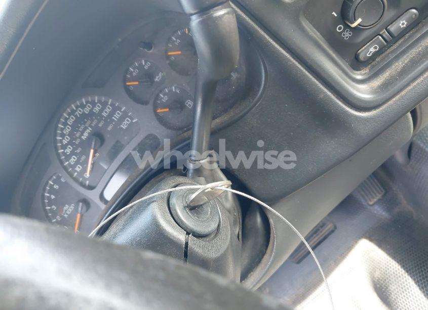 Photo 11 of 2004 Chevrolet Silverado 1500 WORK TRUCK (VIN 1GCEC19X44Z223064)