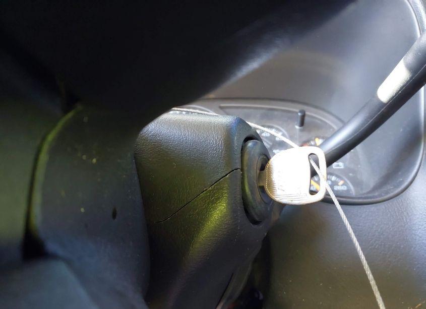 Photo 11 of 2005 Chevrolet Silverado 1500 (VIN 1GCEC19X45Z348468)