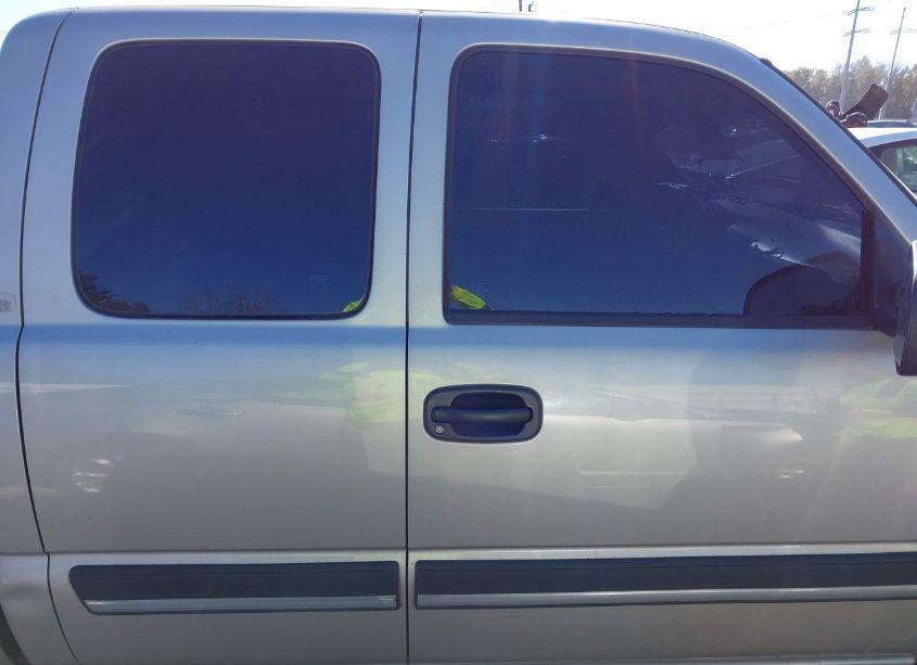 Photo 14 of 2005 Chevrolet Silverado 1500 (VIN 1GCEC19X45Z348468)