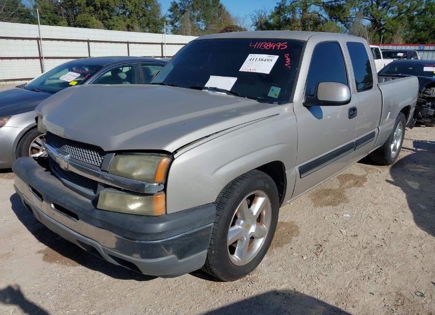 Photo 2 of 2005 Chevrolet Silverado 1500 (VIN 1GCEC19X45Z348468)