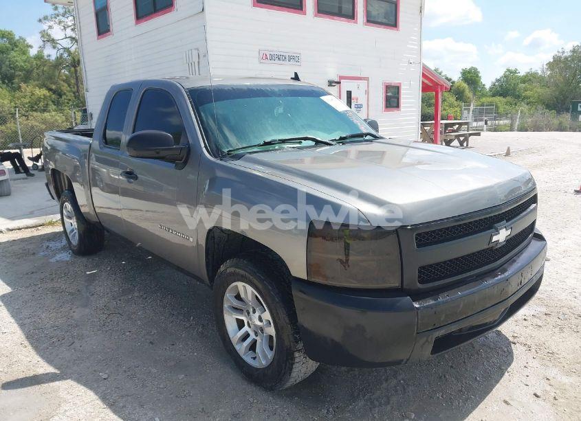 2008 Chevrolet Silverado 1500 WORK TRUCK (VIN 1GCEC19X48Z198219) main photo