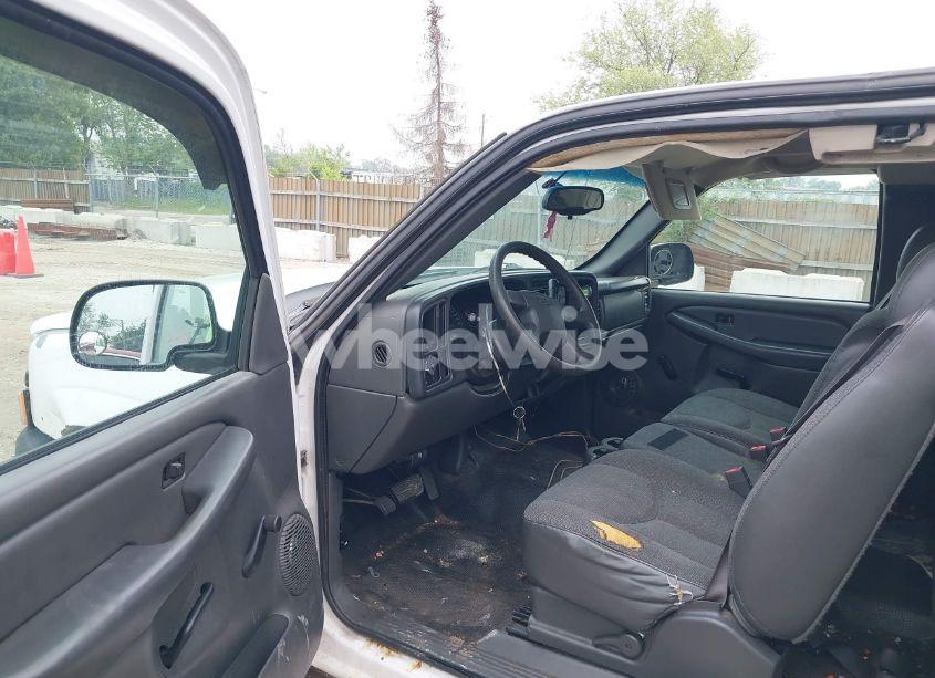 Photo 5 of 2007 Chevrolet Silverado 1500 CLASSIC WORK TRUCK (VIN 1GCEC19X57Z166345)