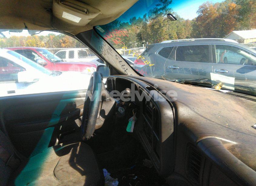 Photo 5 of 2003 Chevrolet Silverado 1500 (VIN 1GCEC19X73Z189975)