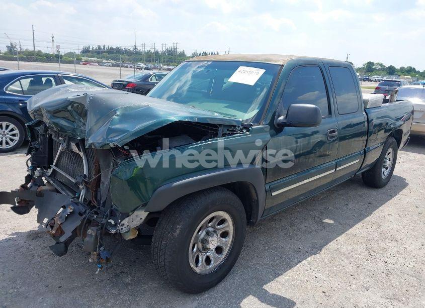 Photo 2 of 2005 Chevrolet Silverado 1500 LS (VIN 1GCEC19X75Z347895)