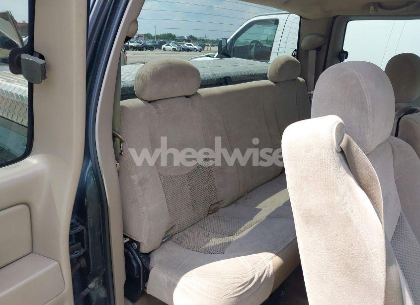 Photo 8 of 2005 Chevrolet Silverado 1500 LS (VIN 1GCEC19X75Z347895)