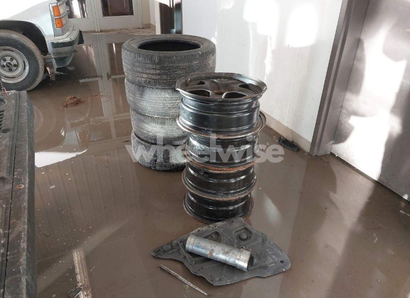 Photo 12 of 2006 Chevrolet Silverado 1500 WORK TRUCK (VIN 1GCEC19X76Z300027)