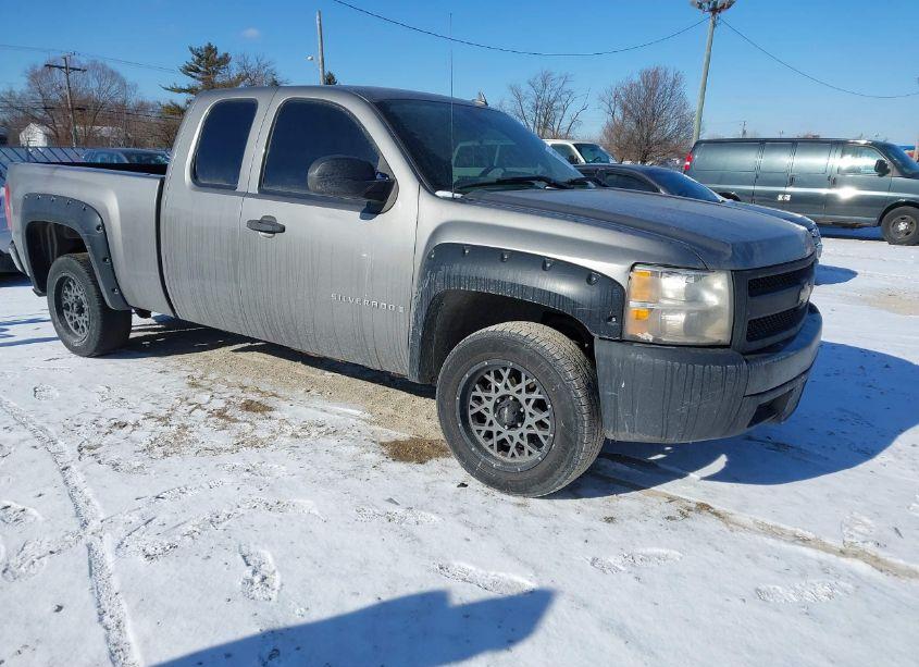 2007 Chevrolet Silverado 1500 WORK TRUCK (VIN 1GCEC19X77Z629649) main photo