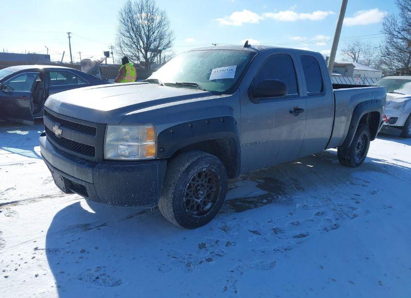 Photo 2 of 2007 Chevrolet Silverado 1500 WORK TRUCK (VIN 1GCEC19X77Z629649)