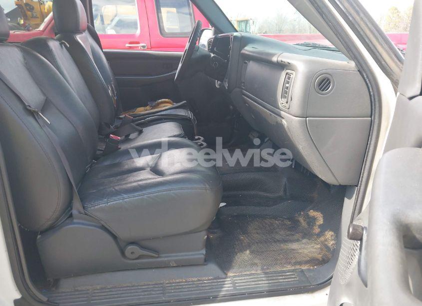 Photo 5 of 2004 Chevrolet Silverado 1500 WORK TRUCK (VIN 1GCEC19X84Z276236)