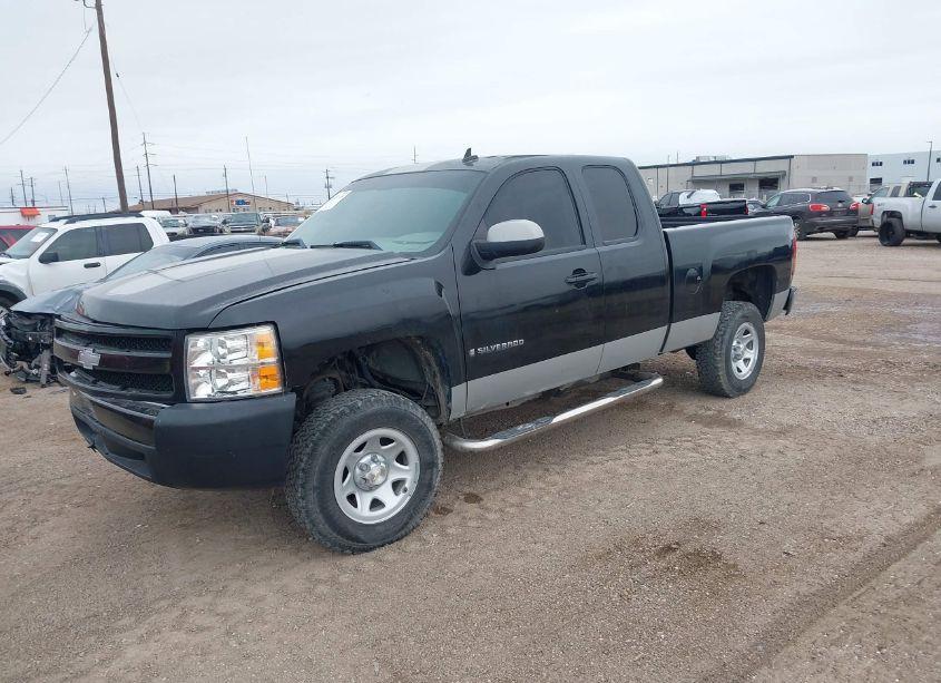 Photo 2 of 2007 Chevrolet Silverado 1500 WORK TRUCK (VIN 1GCEC19X87Z598265)