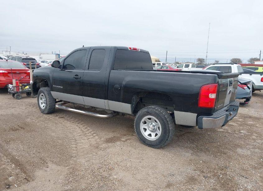 Photo 3 of 2007 Chevrolet Silverado 1500 WORK TRUCK (VIN 1GCEC19X87Z598265)