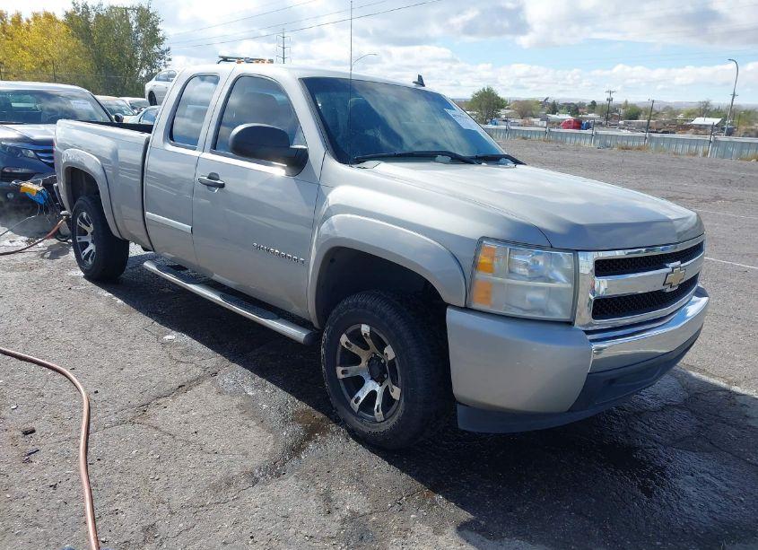 2007 Chevrolet Silverado 1500 WORK TRUCK (VIN 1GCEC19X87Z652342) main photo