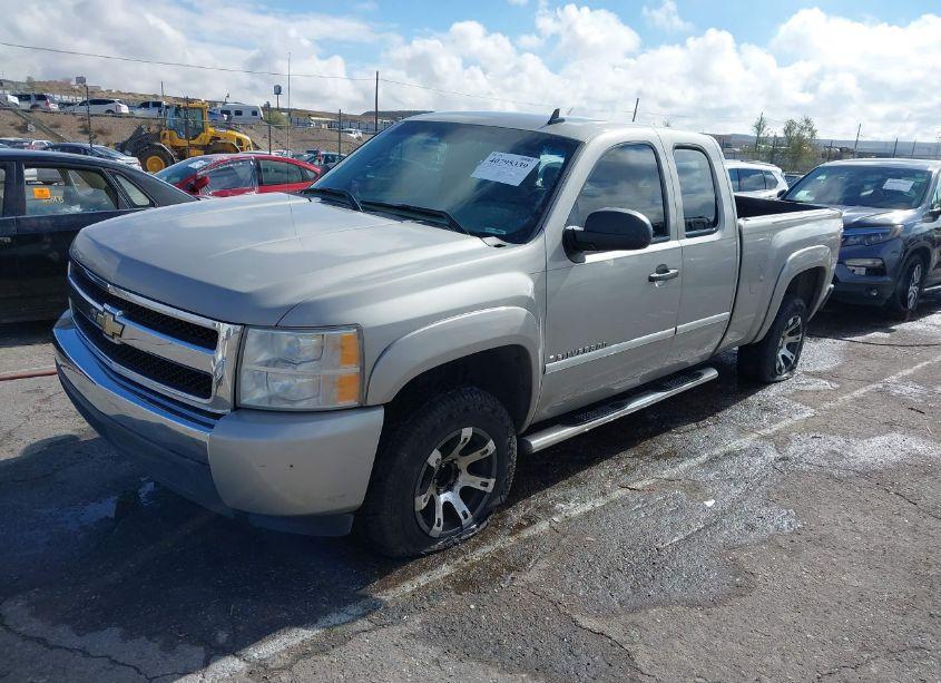 Photo 2 of 2007 Chevrolet Silverado 1500 WORK TRUCK (VIN 1GCEC19X87Z652342)