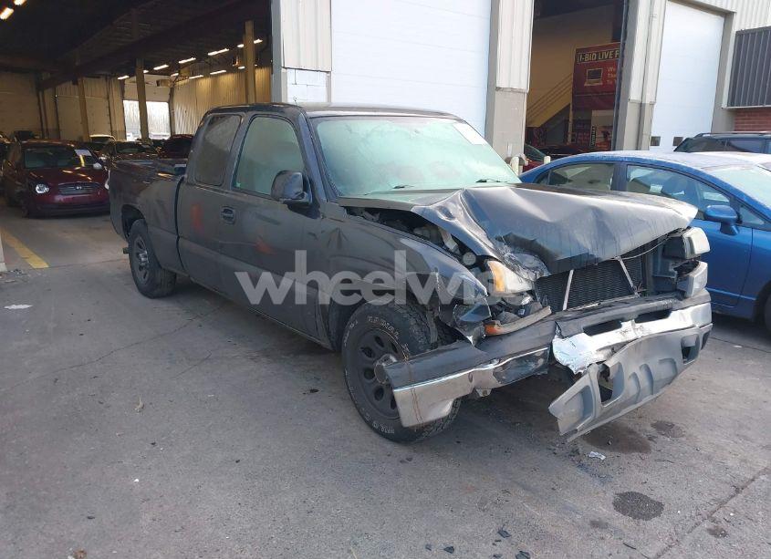 2005 Chevrolet Silverado 1500 WORK TRUCK (VIN 1GCEC19X95Z144474) main photo