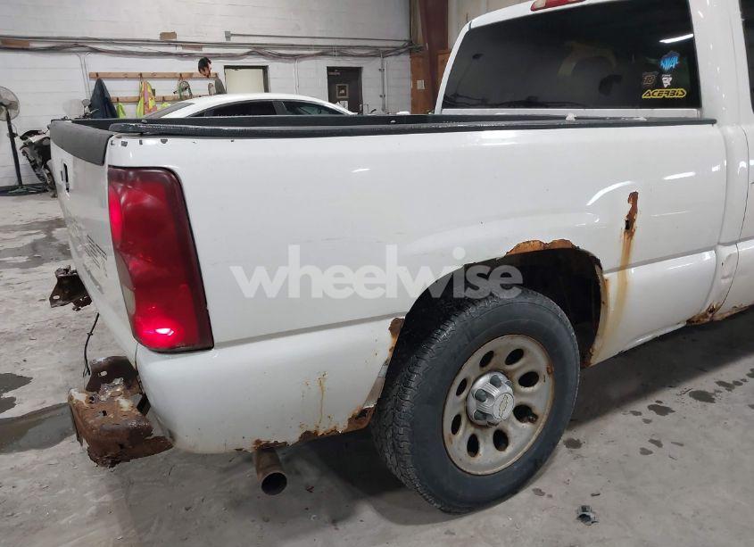 Photo 13 of 2007 Chevrolet Silverado 1500 CLASSIC WORK TRUCK (VIN 1GCEC19X97Z194861)