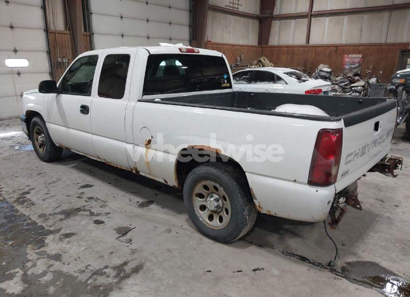 Photo 3 of 2007 Chevrolet Silverado 1500 CLASSIC WORK TRUCK (VIN 1GCEC19X97Z194861)