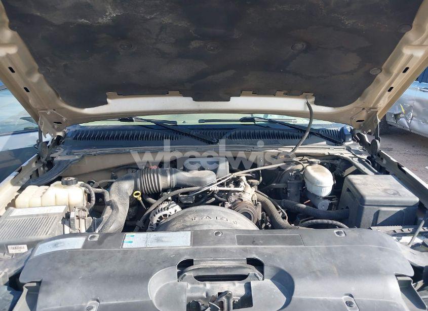 Photo 10 of 2004 Chevrolet Silverado 1500 LS (VIN 1GCEC19XX4Z154297)