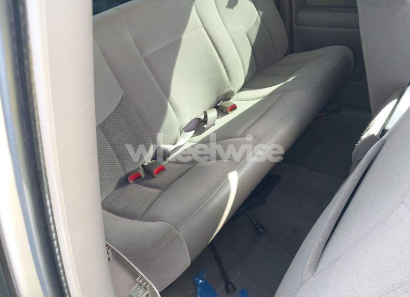 Photo 8 of 2004 Chevrolet Silverado 1500 LS (VIN 1GCEC19XX4Z154297)