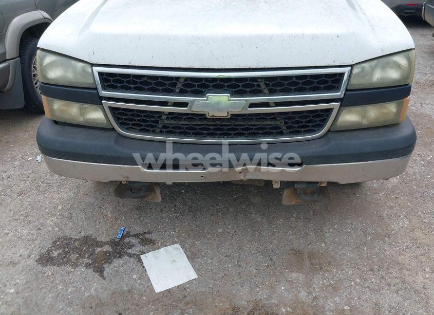 Photo 6 of 2007 Chevrolet Silverado 1500 CLASSIC WORK TRUCK (VIN 1GCEC19XX7Z108263)