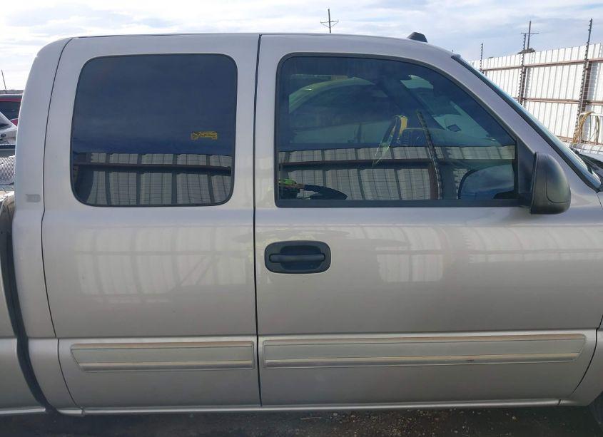 Photo 13 of 2005 Chevrolet Silverado 1500 LS (VIN 1GCEC19Z15Z141960)