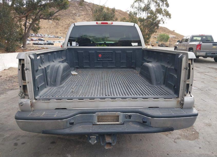 Photo 15 of 2005 Chevrolet Silverado 1500 LS (VIN 1GCEC19Z15Z218164)