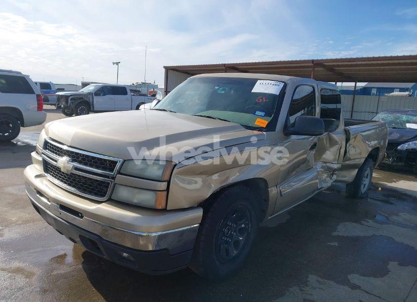Photo 2 of 2006 Chevrolet Silverado 1500 LT2 (VIN 1GCEC19Z16Z155357)