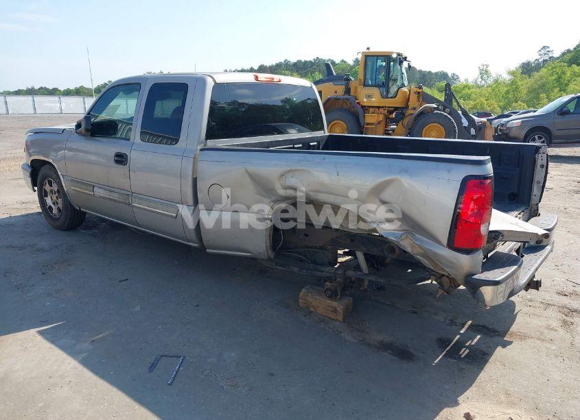 Photo 3 of 2005 Chevrolet Silverado 1500 LS (VIN 1GCEC19Z35Z182266)