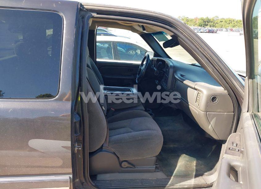 Photo 5 of 2005 Chevrolet Silverado 1500 LS (VIN 1GCEC19Z45Z212469)