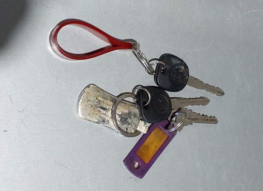 Photo 11 of 2002 Chevrolet Silverado 1500 (VIN 1GCEC19Z52Z311944)