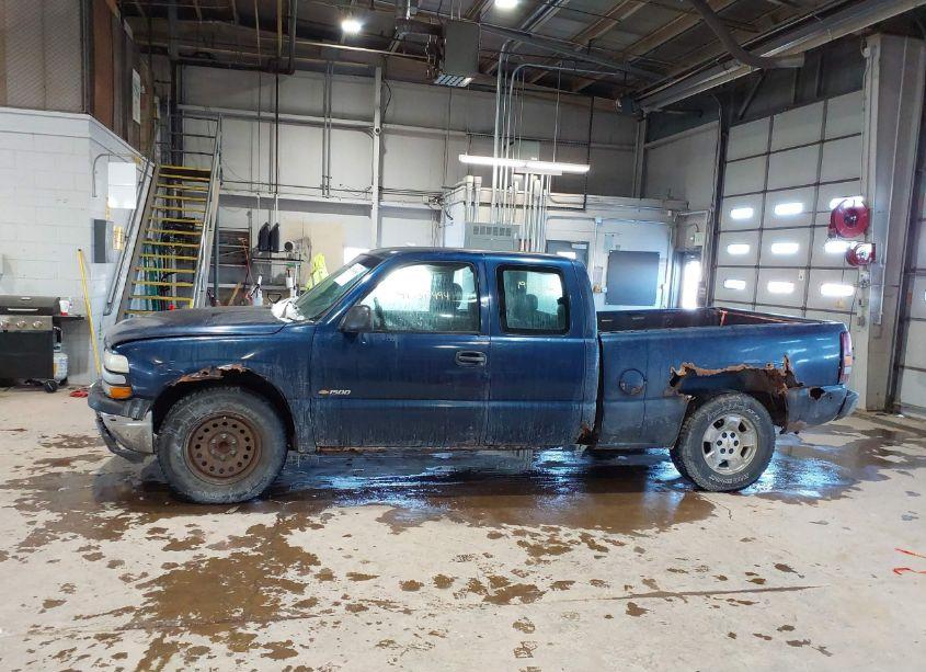 Photo 6 of 2002 Chevrolet Silverado 1500 (VIN 1GCEC19Z52Z311944)